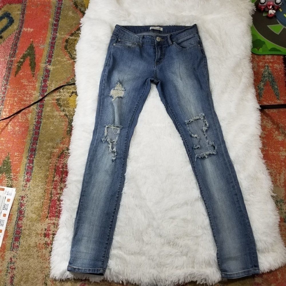 Scarlet Boulevard Distressed Skinny Jeans